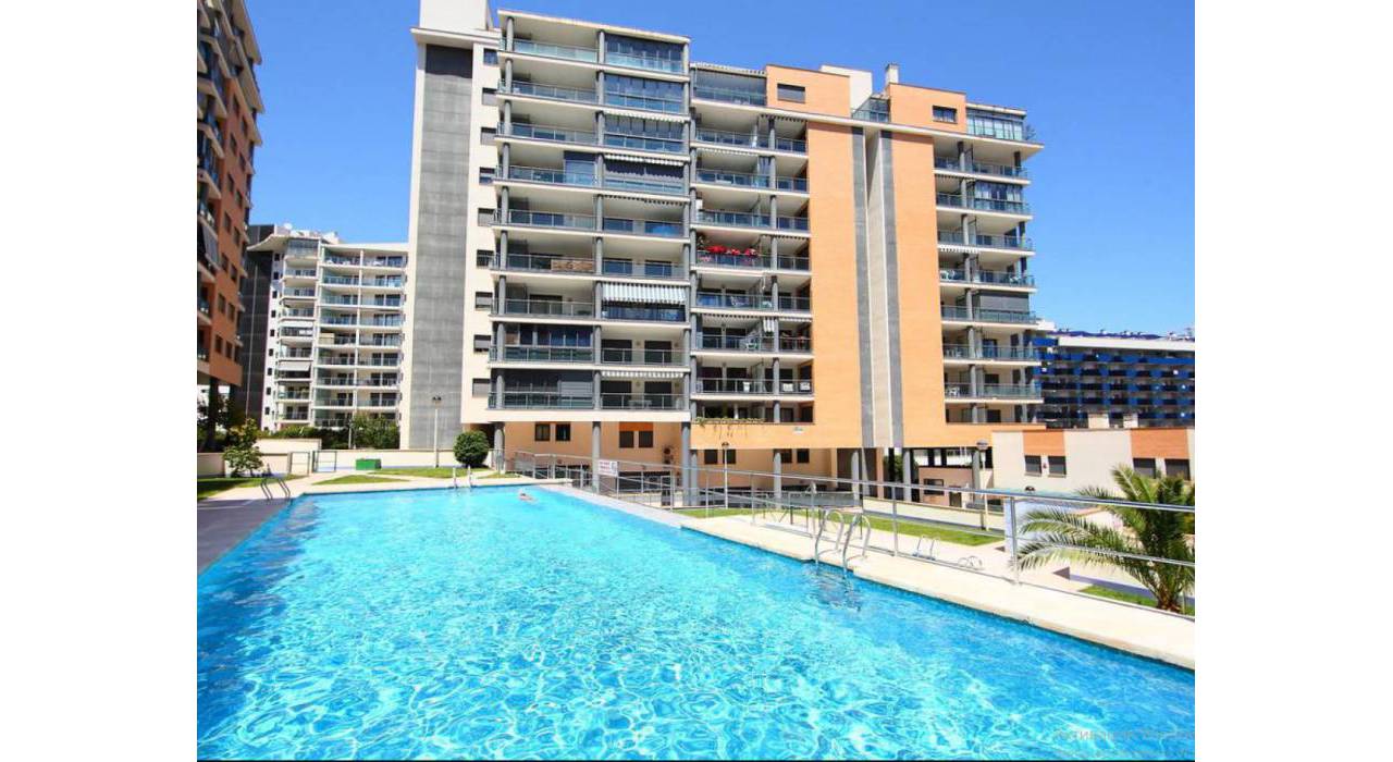 Alquiler a largo plazo - Apartamento/Piso - Benidorm - Poniente