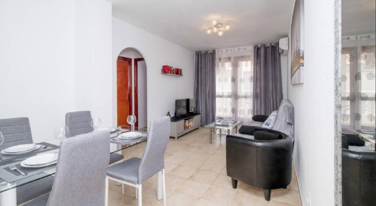 Alquiler a largo plazo - Apartamento/Piso - Torrevieja - La Rosaleda