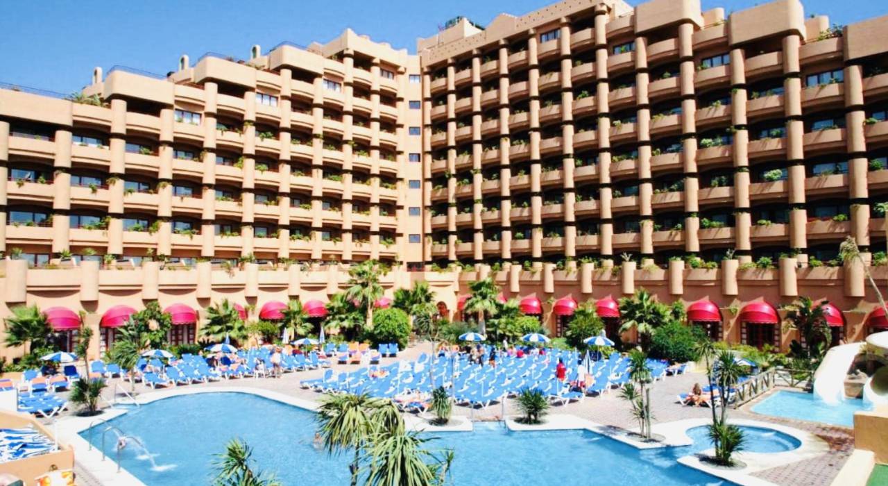 Auglýsing - Hotel - Malaga