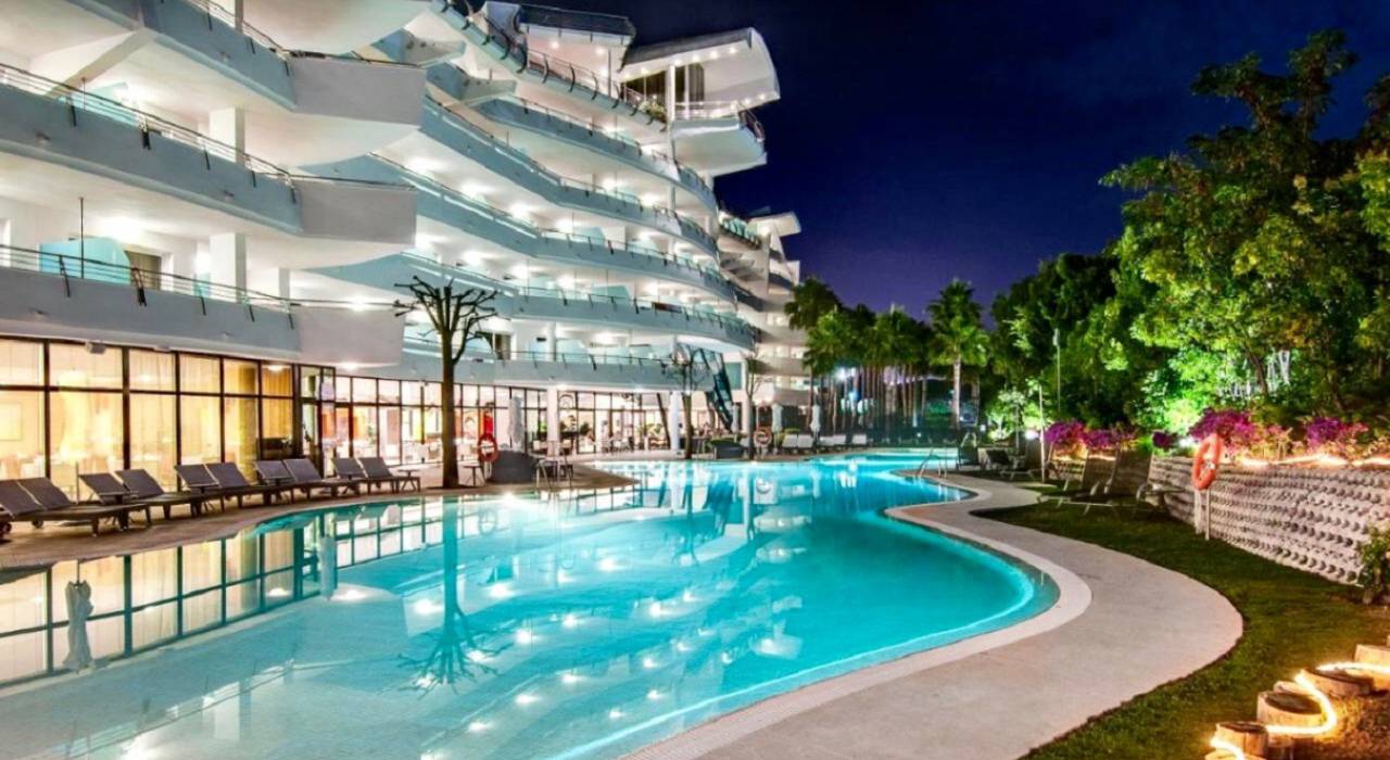 Коммерческая - Отель - Marbella