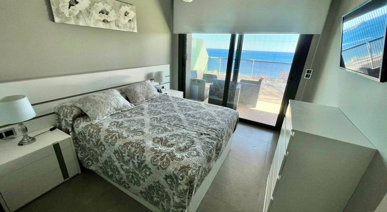 Location longue durée - Appartement - Benidorm - Poniente