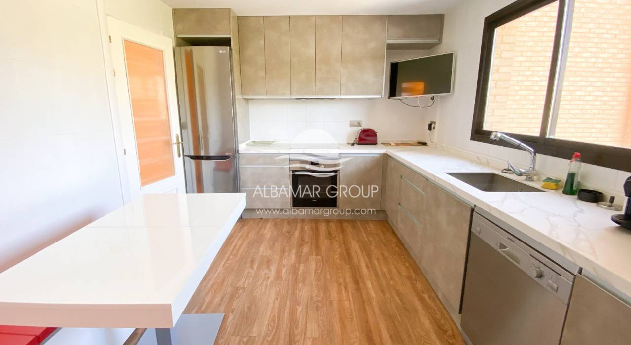 Location longue durée - Appartement - Benidorm - Poniente