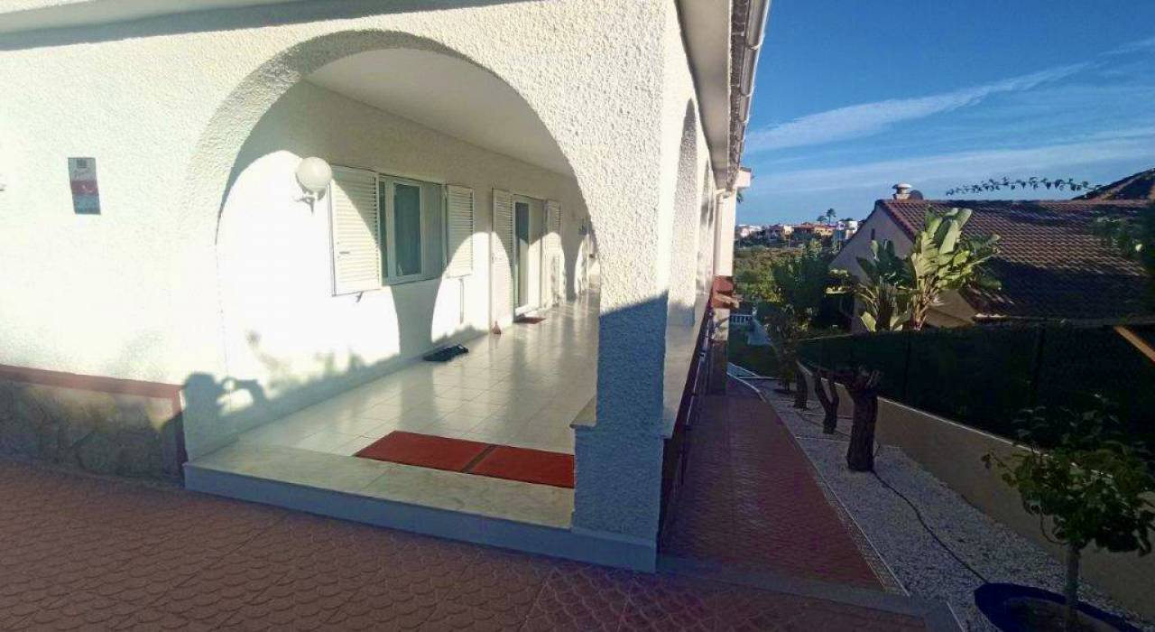 Sala - Villa - Torrevieja - Los Balcones