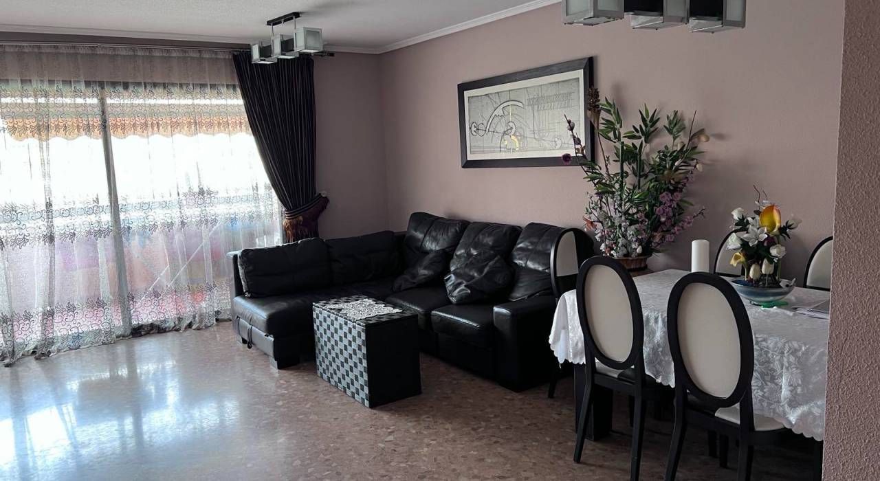 Sale - Apartment/Flat - Alicante