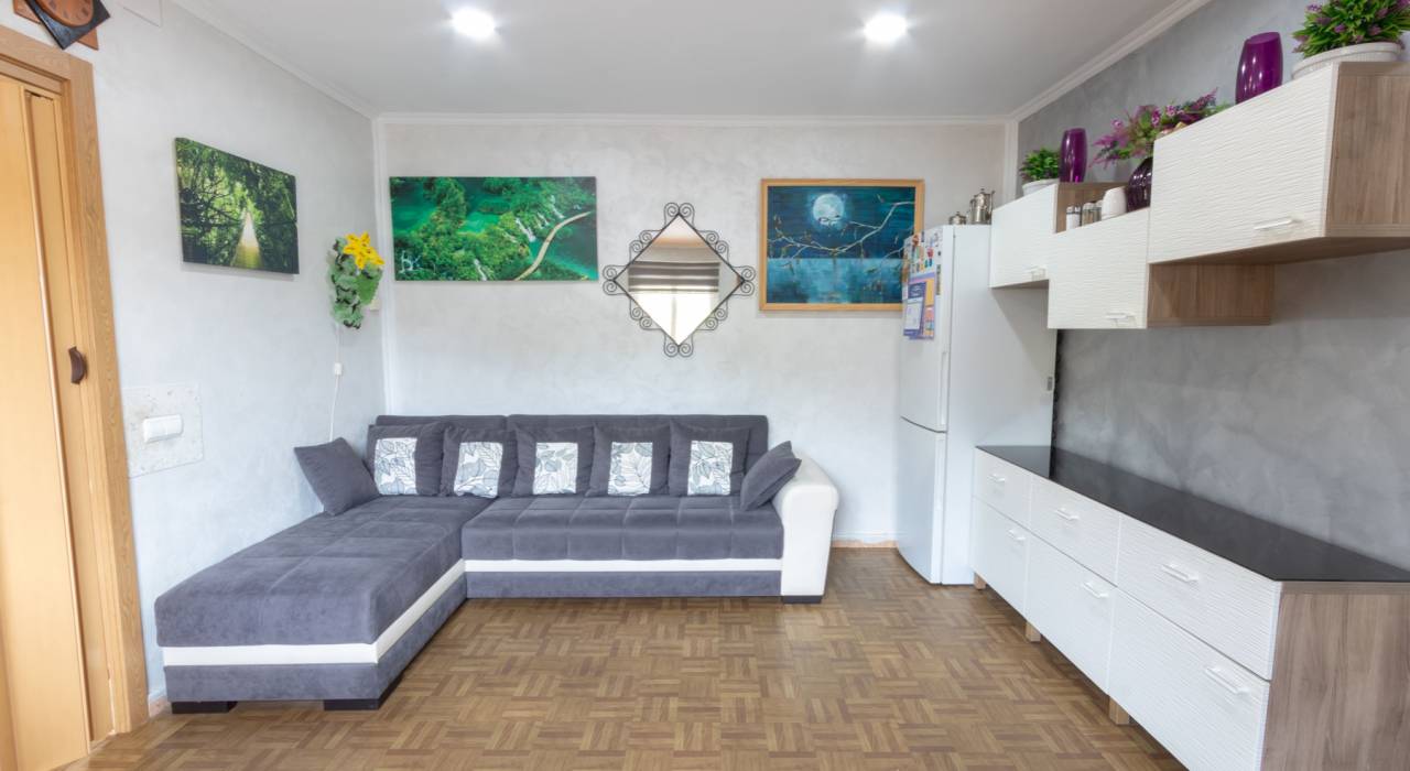 Sale - Apartment/Flat - Barcelona  - Barcelona