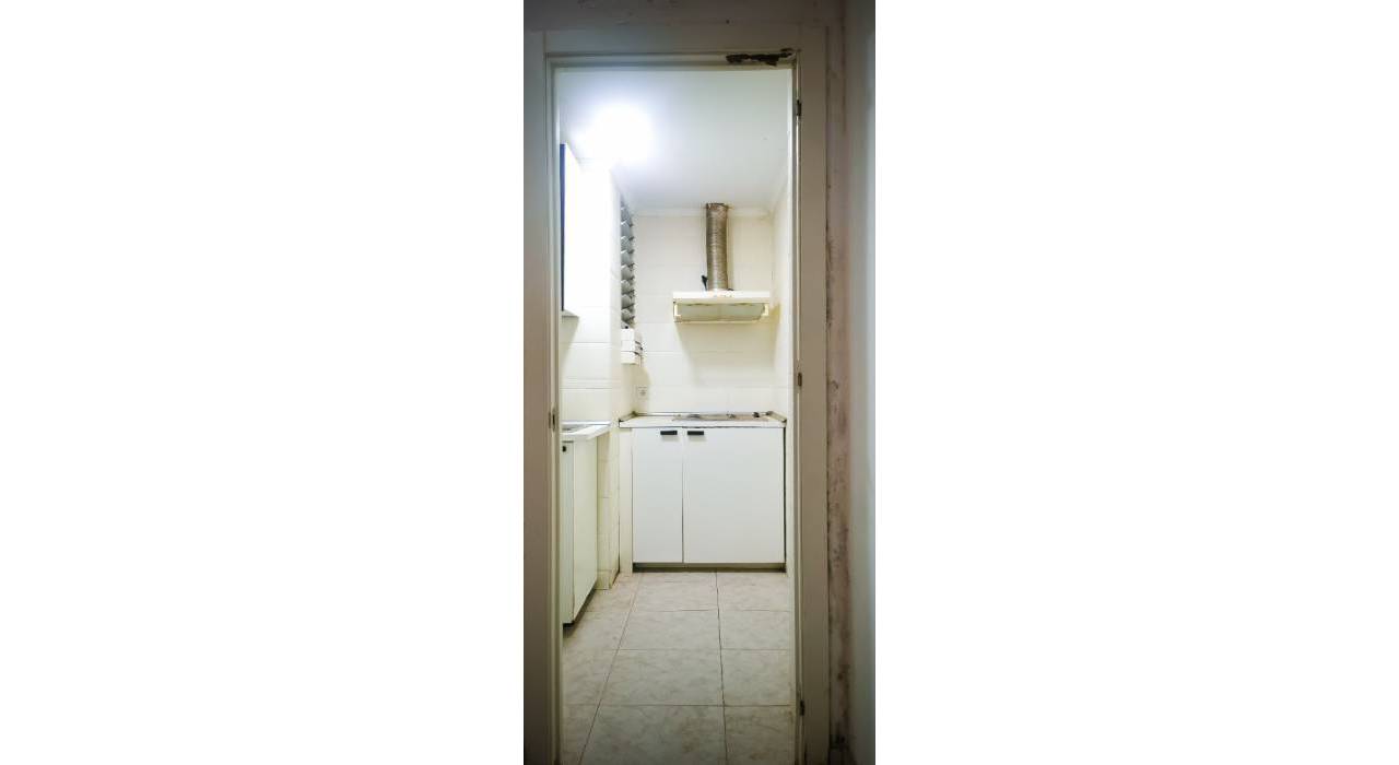 Sale - Apartment/Flat - Barcelona  - Barcelona