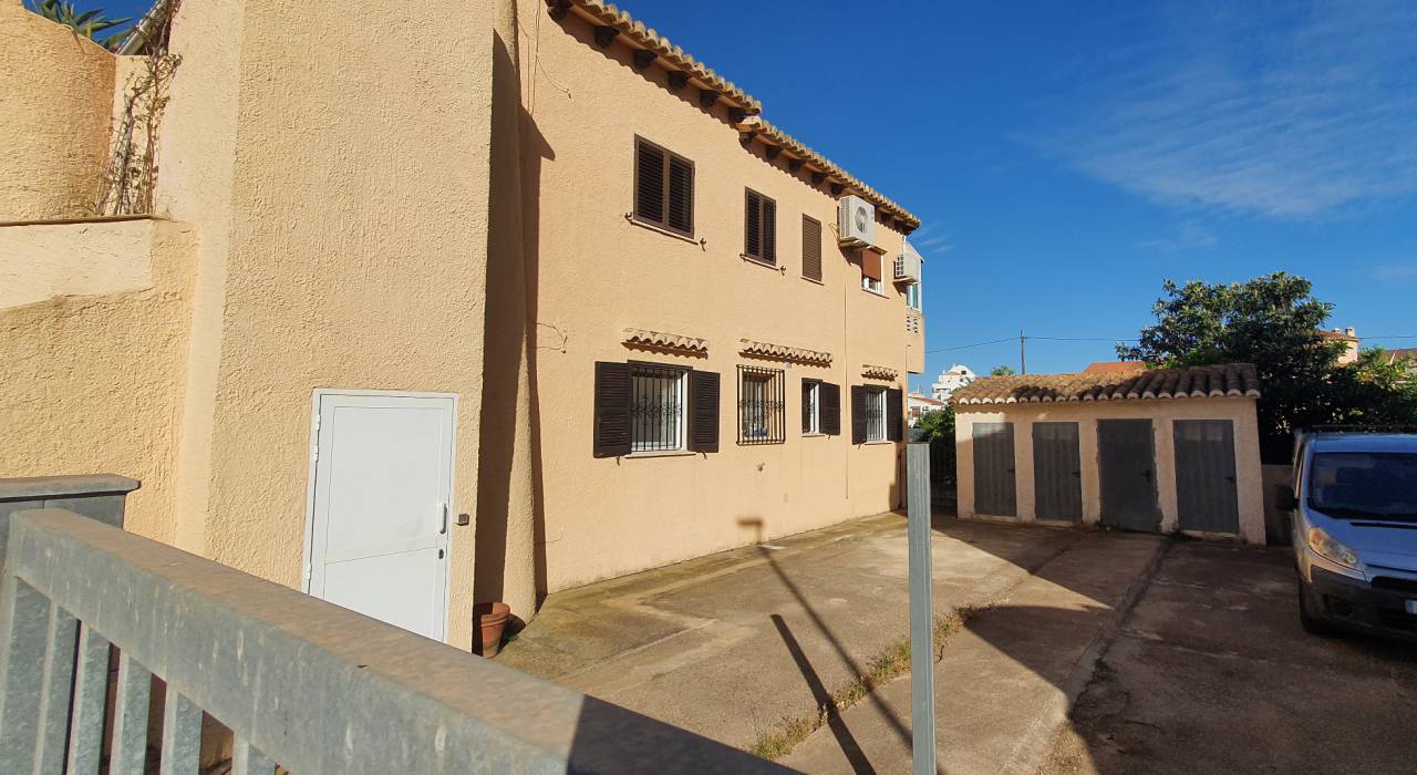 Sale - Apartment/Flat - Denia