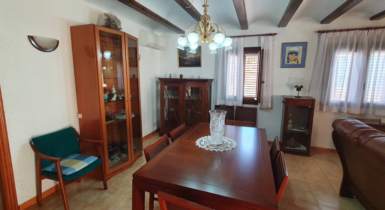 Sale - Apartment/Flat - Denia