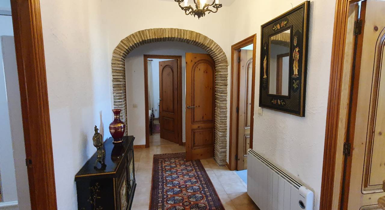 Sale - Apartment/Flat - Denia