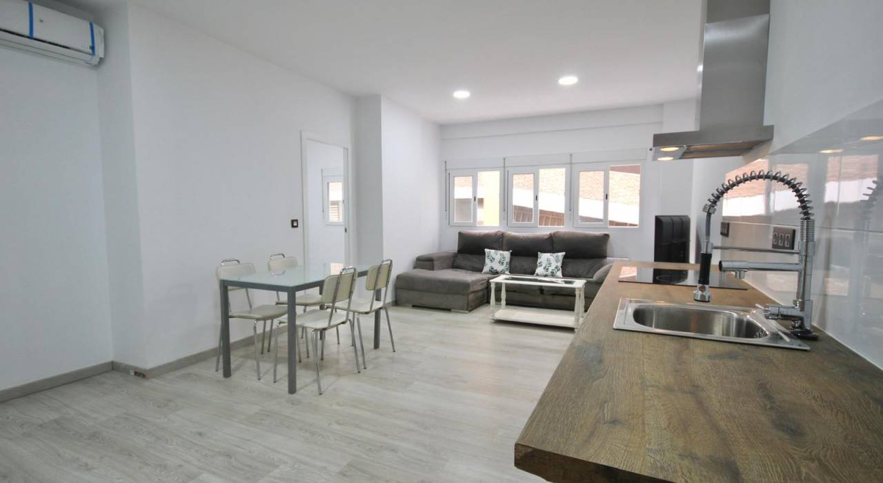 Sale - Apartment/Flat - Malaga