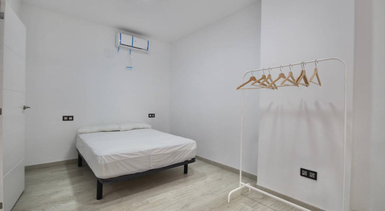 Sale - Apartment/Flat - Malaga