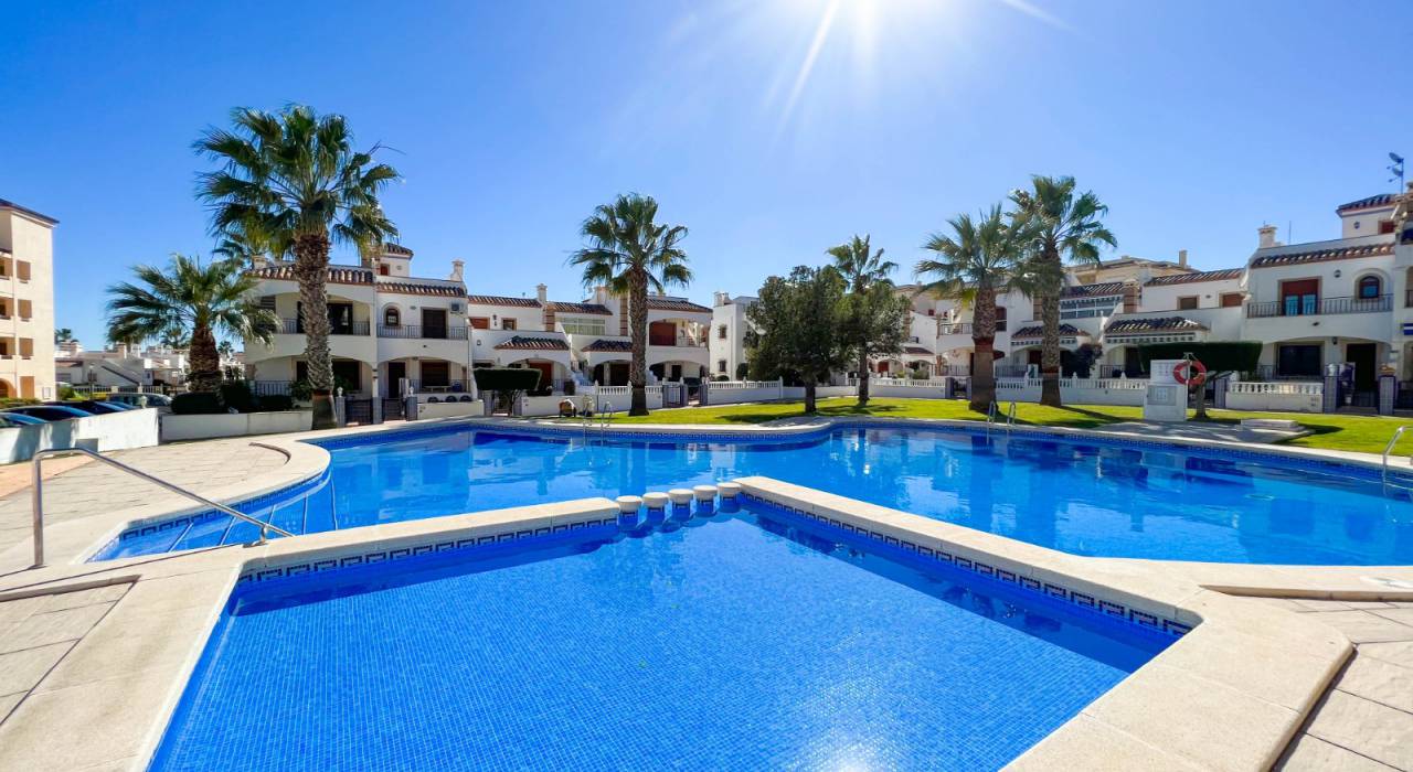 Sale - Apartment/Flat - Orihuela Costa - La Florida