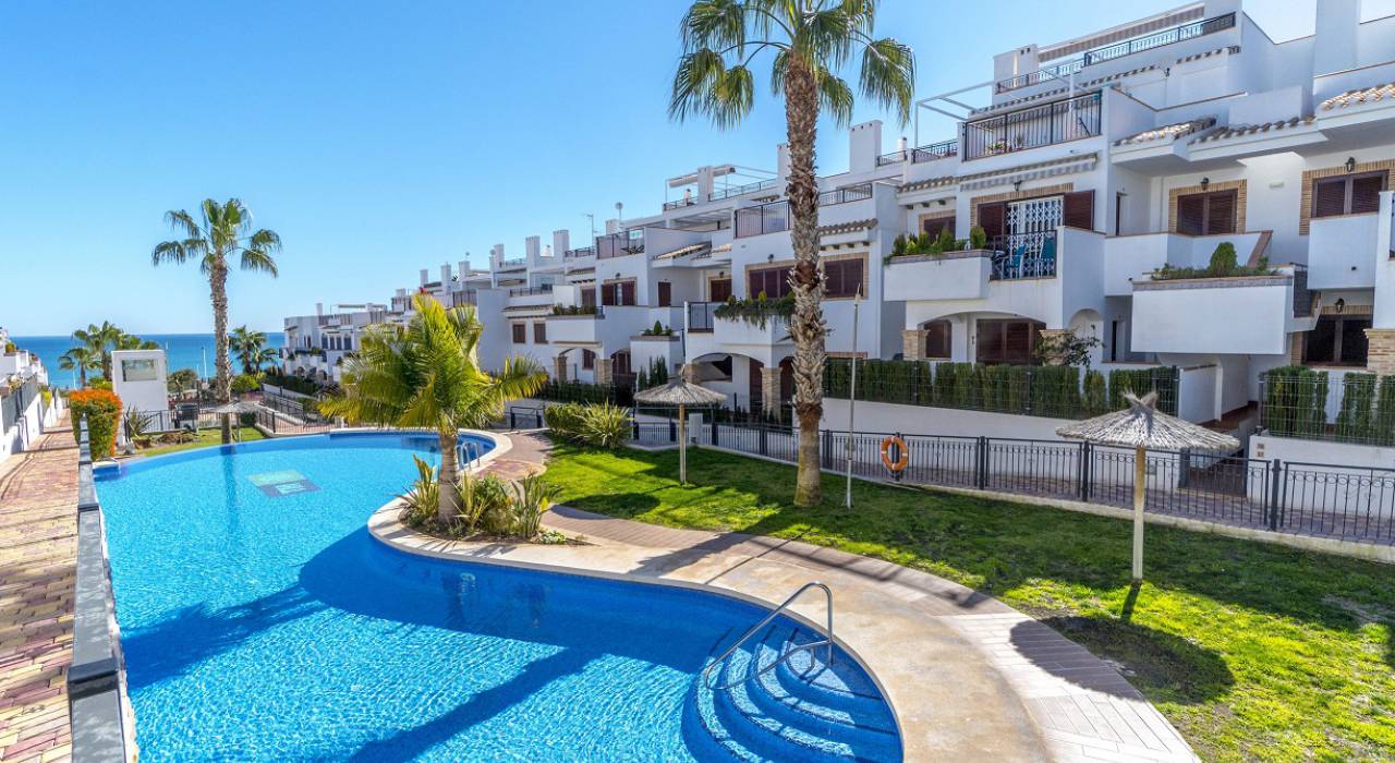 Sale - Bungalow - Torrevieja - La Mata