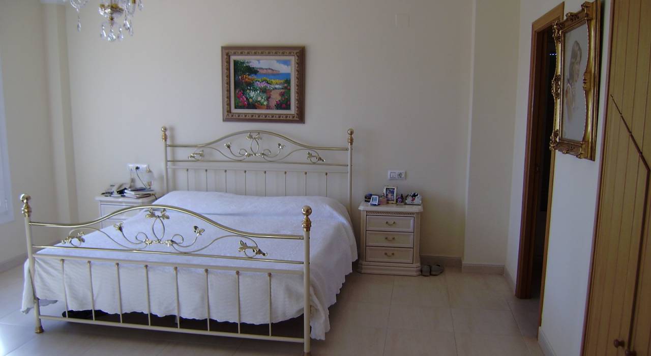 Sale - Villa - Benidorm