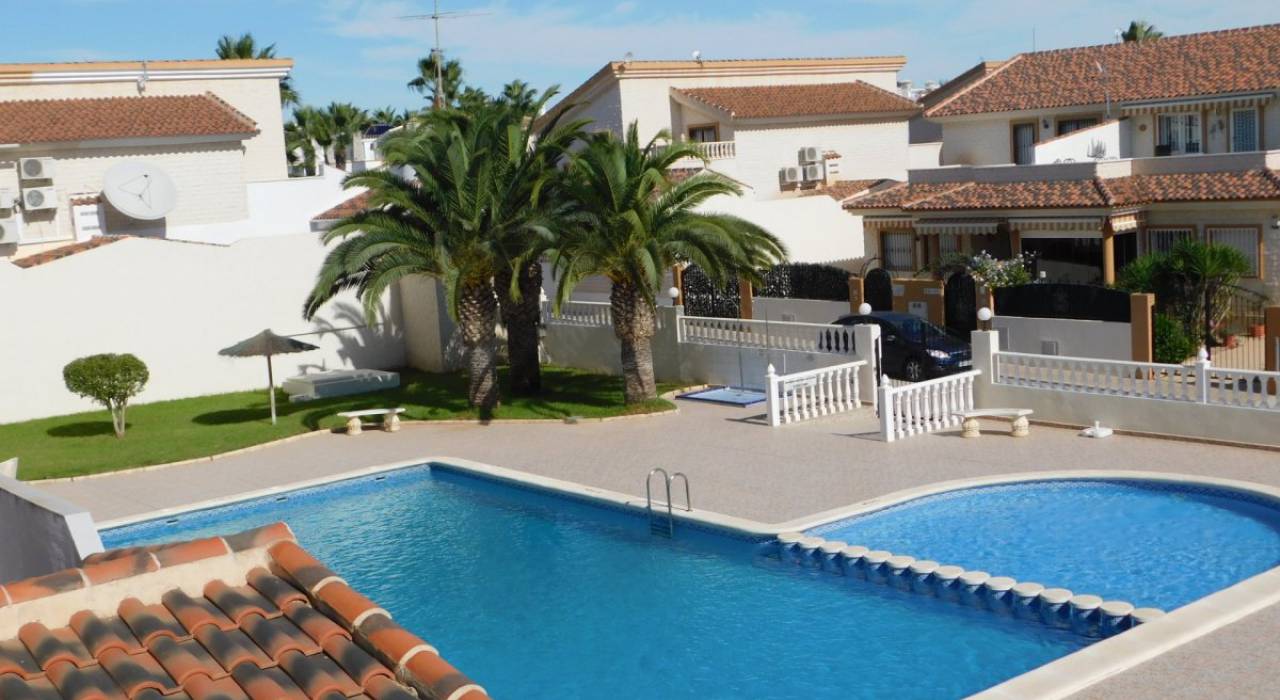 Sale - Villa - Orihuela Costa - Villamartin