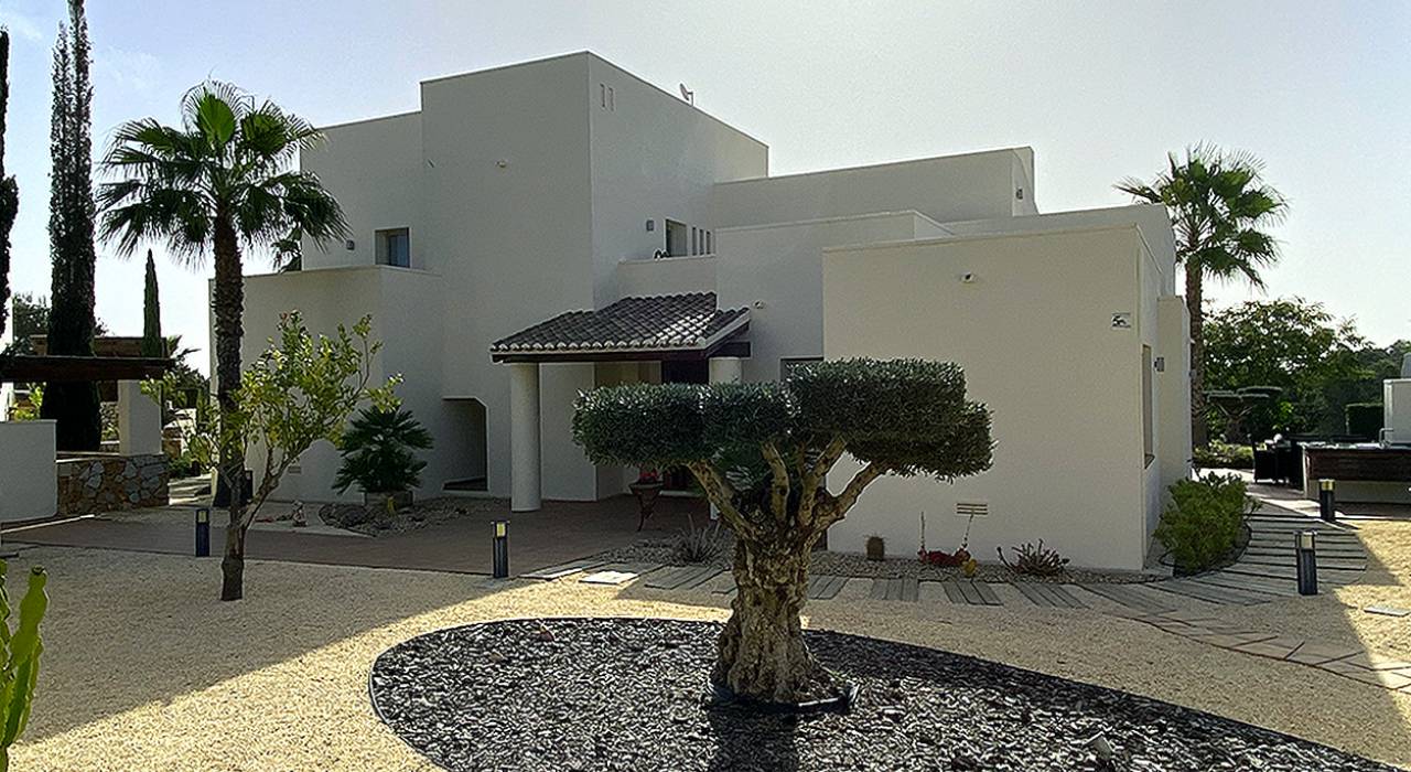 Sale - Villa - San Miguel de Salinas - Centro