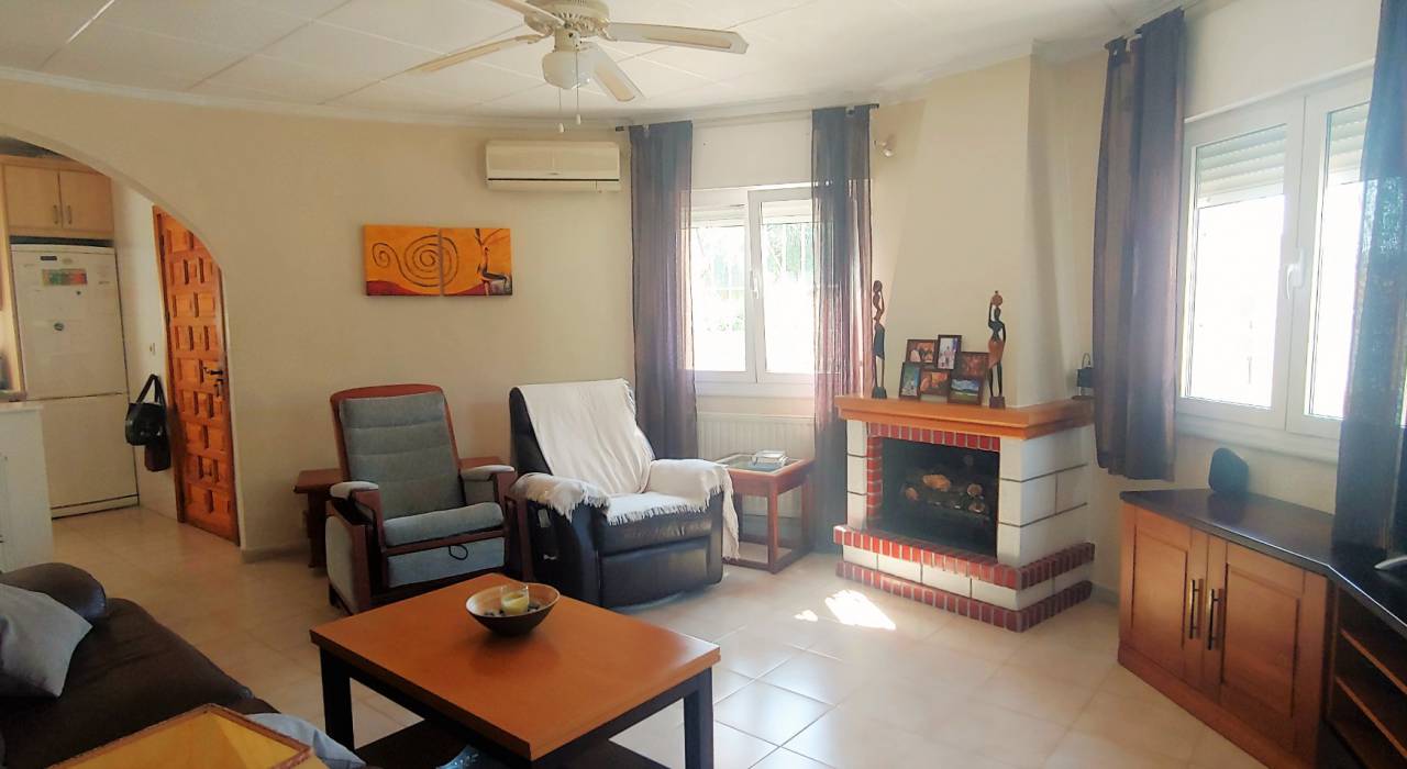 Sale - Villa - Torrevieja - El Chaparral