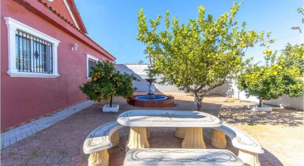 Sale - Villa - Torrevieja - Los Balcones