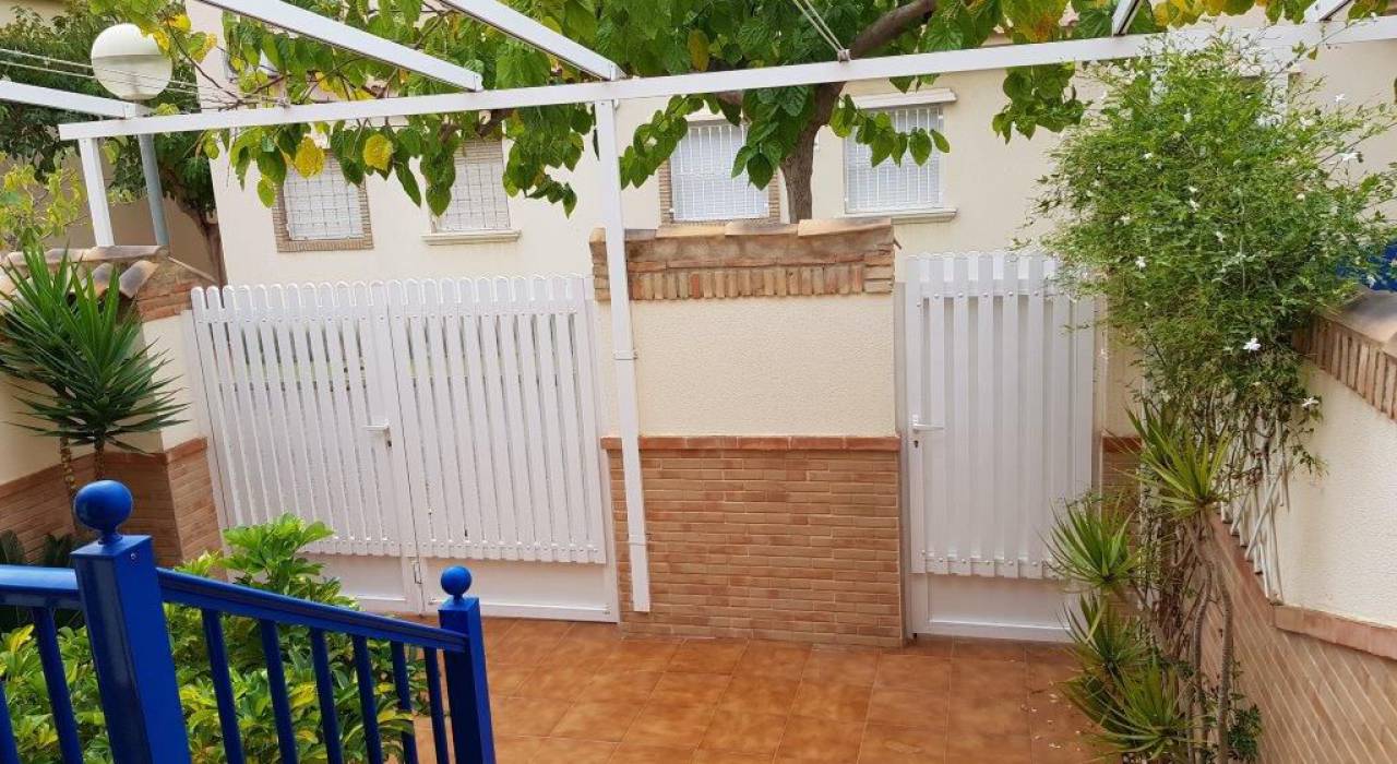 Venta - Adosado - Campoamor