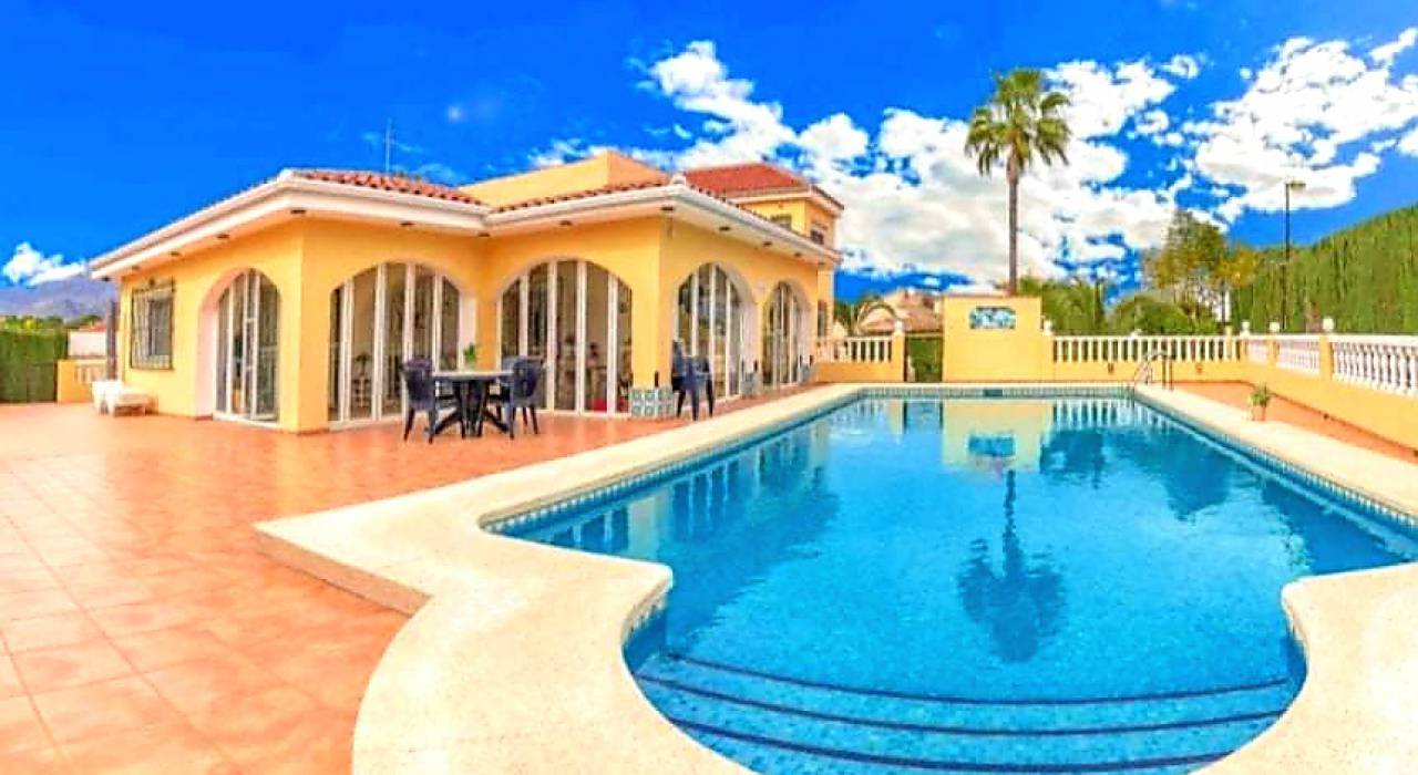 Verkauf - Villa - El Albir