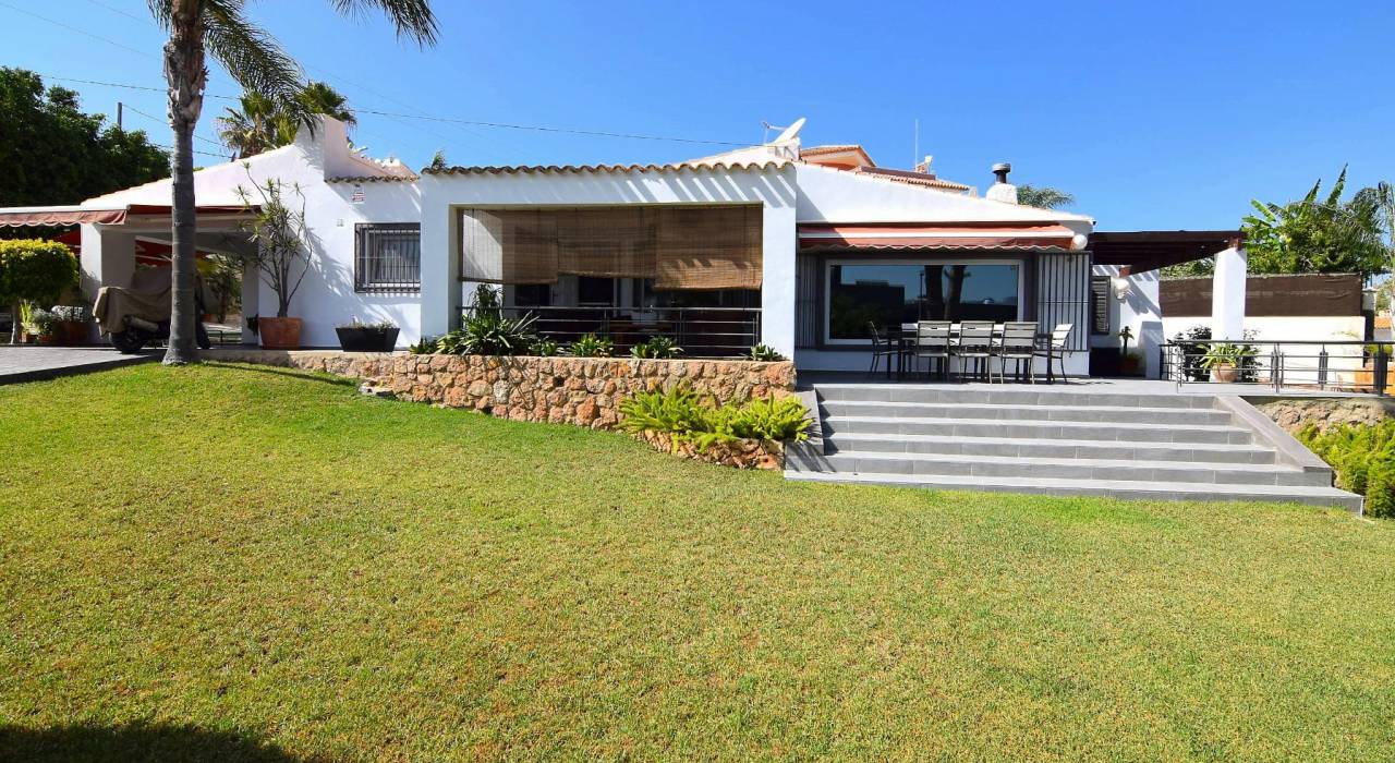 Verkauf - Villa - El Albir