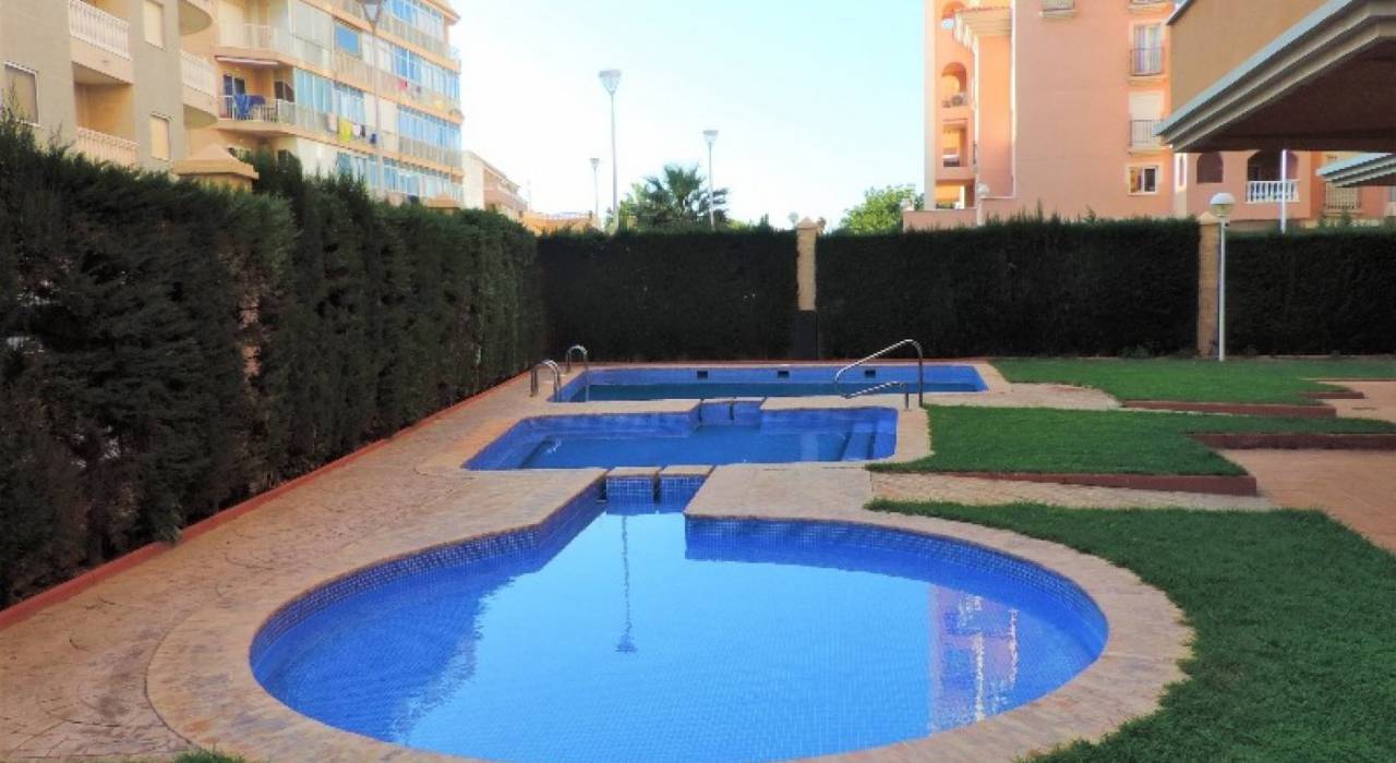 Verkauf - Wohnung - Torrevieja - Playa de los Locos