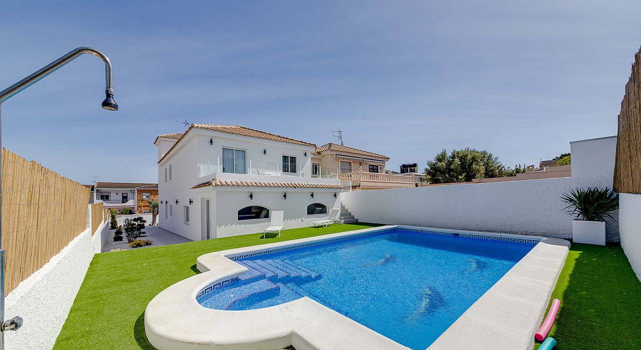 Вторичный рынок - Вилла - Torrevieja - Los Balcones