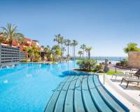 Wtórny - Apartament - Estepona