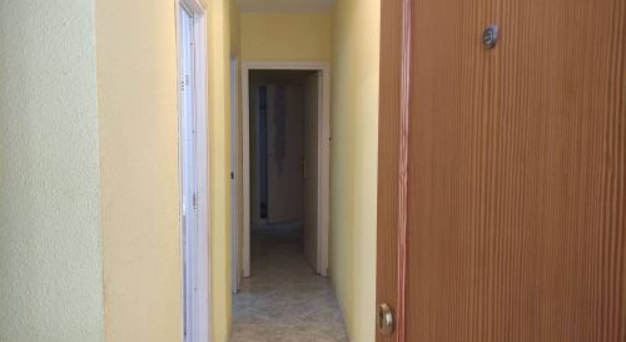 Wtórny - Apartament - Gandía - Grao y Playa