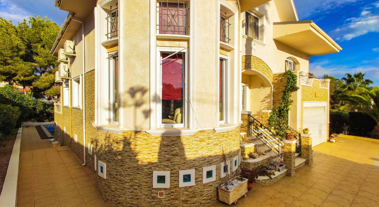 Alquiler a corto plazo - Villa - San Pedro del Pinatar - Pinar de Campoverde