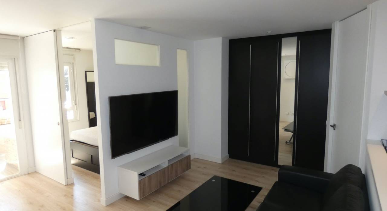 Alquiler a largo plazo - Apartamento/Piso - Madrid - Fuente del Berro, Barrio de Salamanca