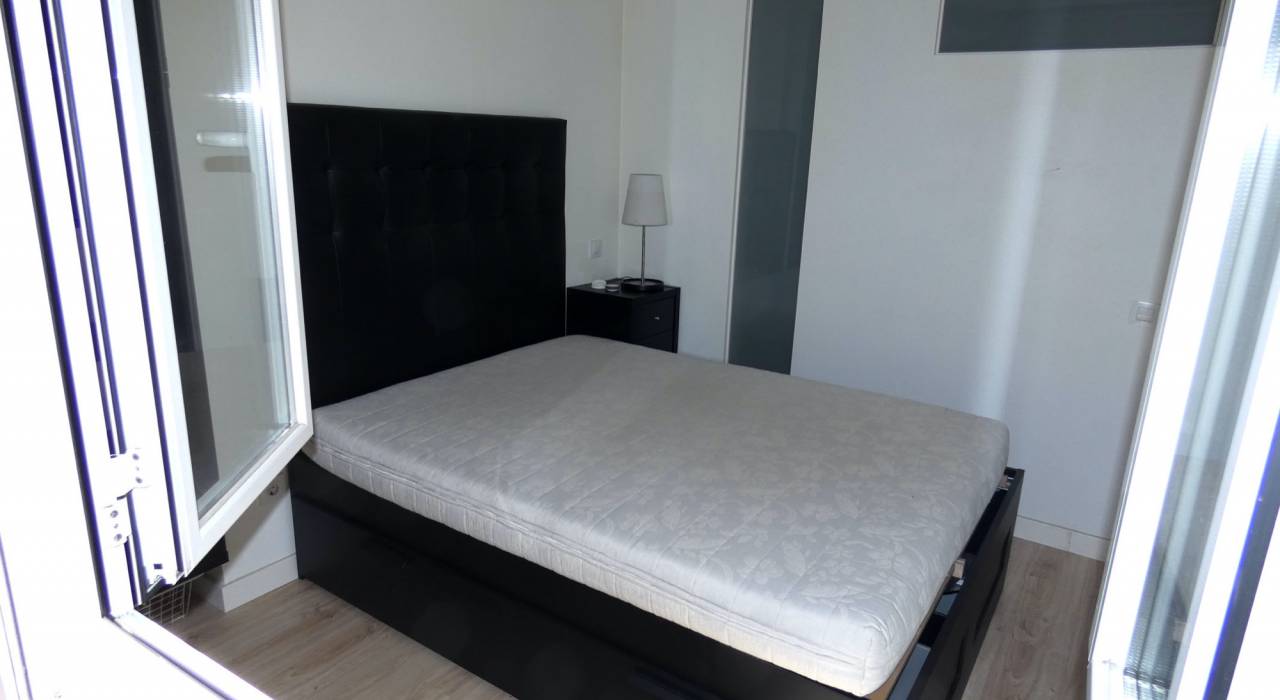 Alquiler a largo plazo - Apartamento/Piso - Madrid - Fuente del Berro, Barrio de Salamanca