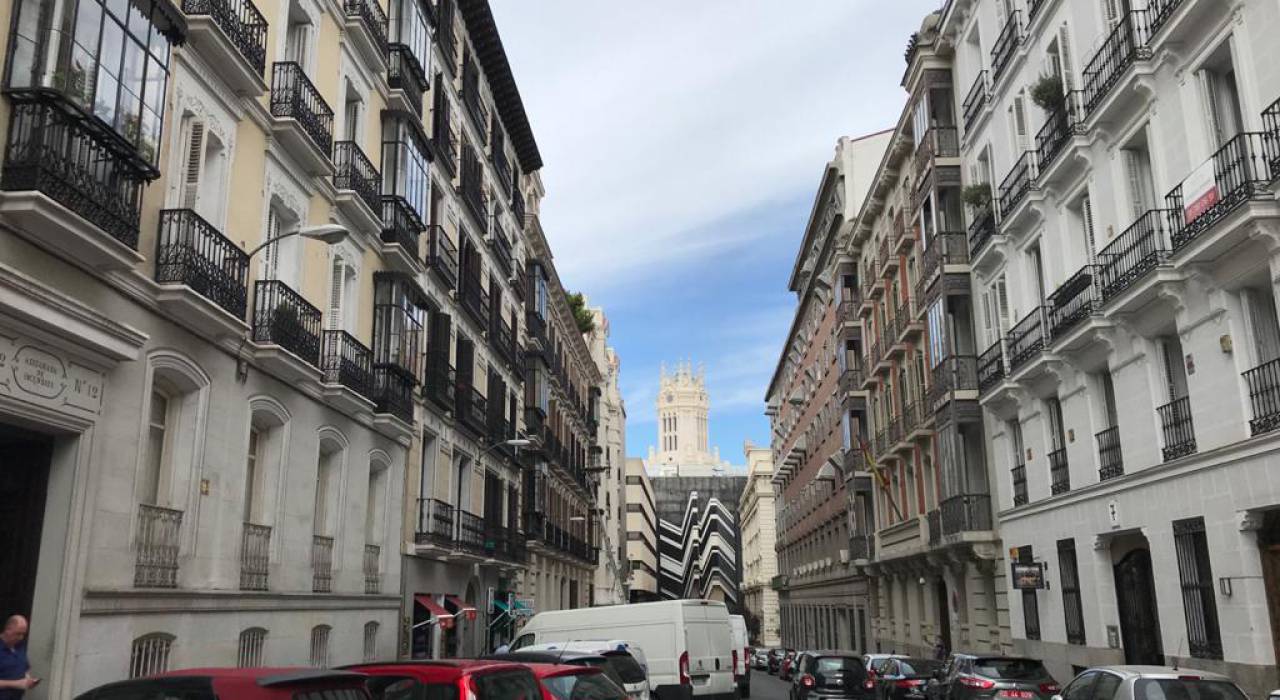 Alquiler a largo plazo - Propiedad comercial  - Madrid - Jerónimos, Retiro