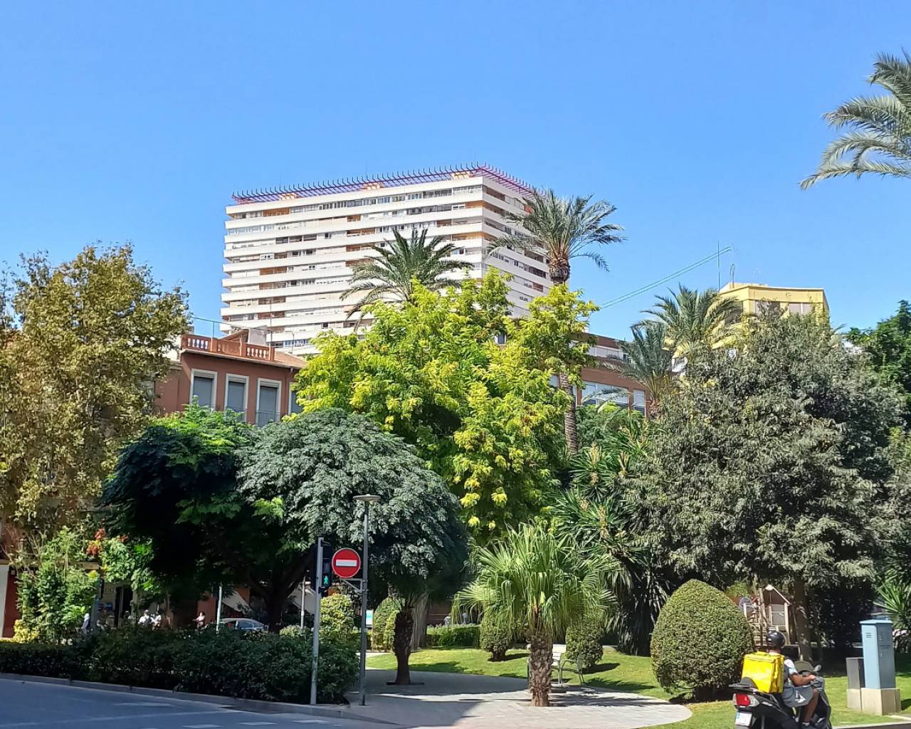 Apartment - Sale - Alicante - Alicante