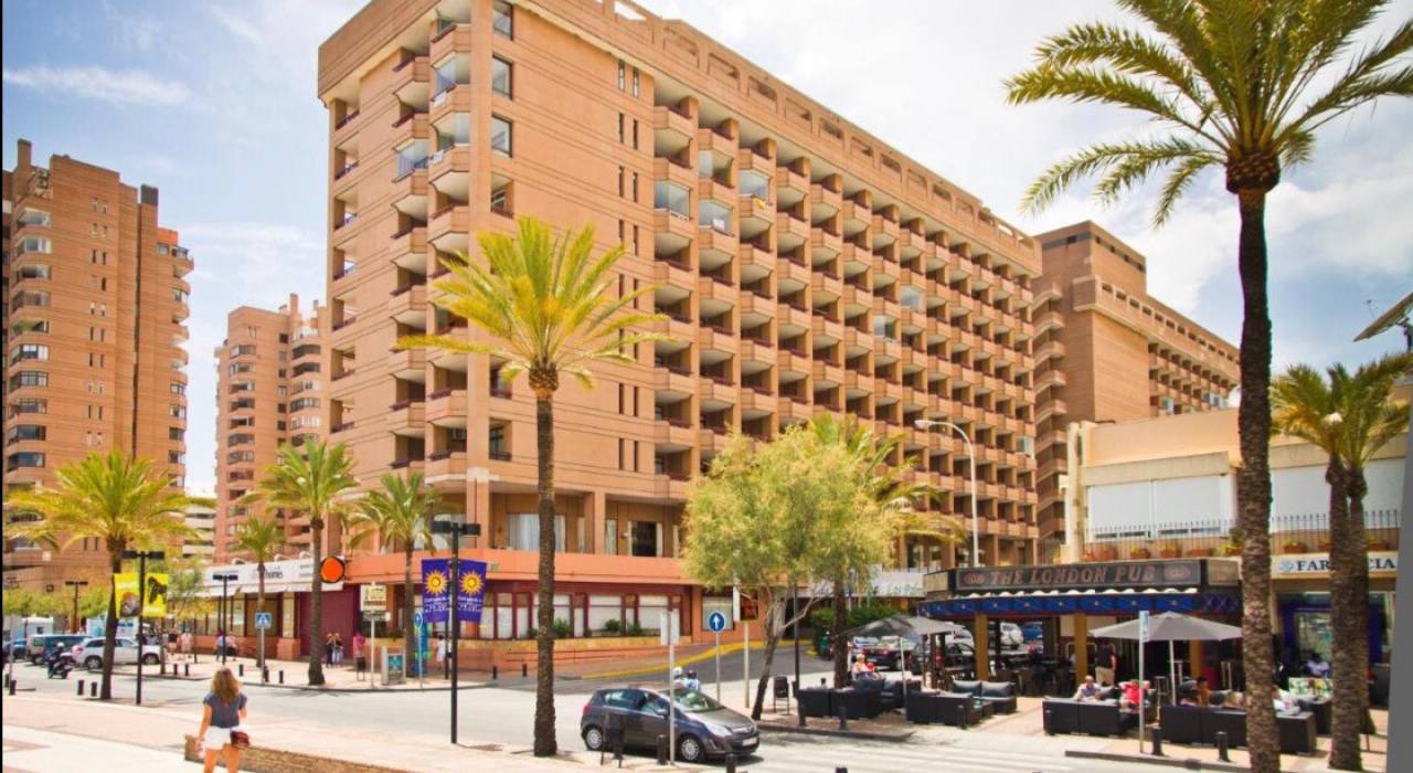 Auglýsing - Hotel - Malaga