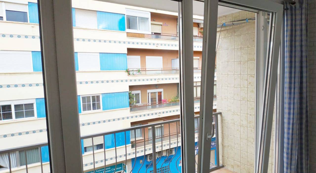 Langzeitmiete - Wohnung - Valencia - Benicalap