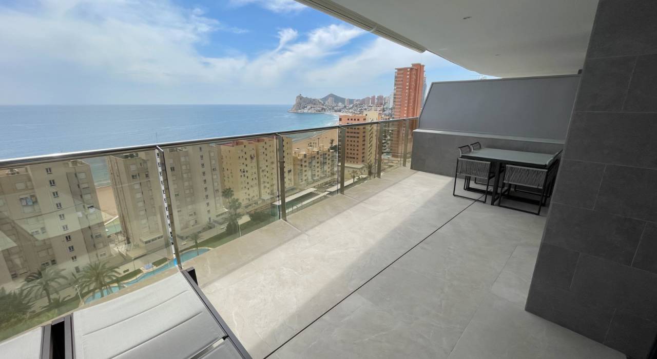 Location longue durée - Appartement - Benidorm - Poniente