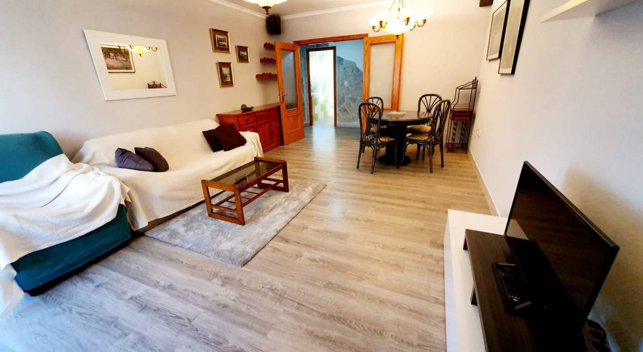 Location longue durée - Appartement - Denia