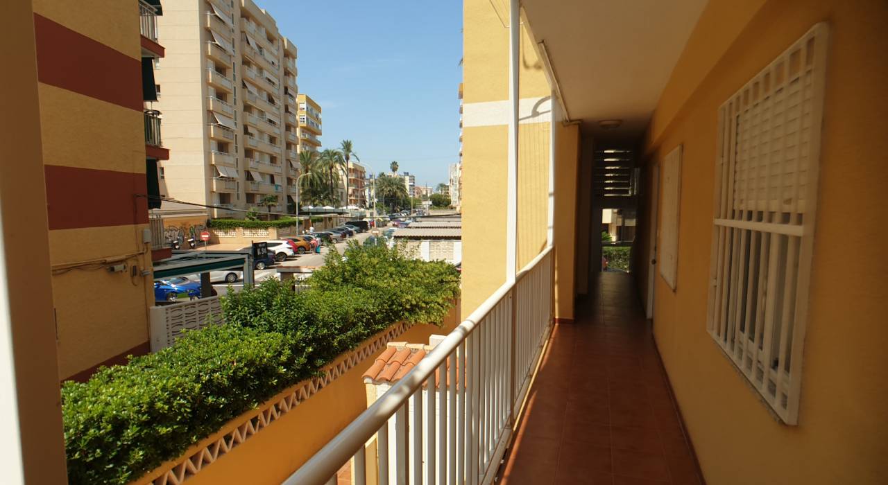 Location longue durée - Appartement - Gandía - Grao y Playa