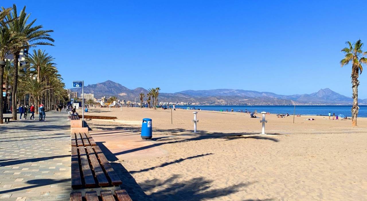 Новостройка - Вилла - Alicante - Playa San Juan