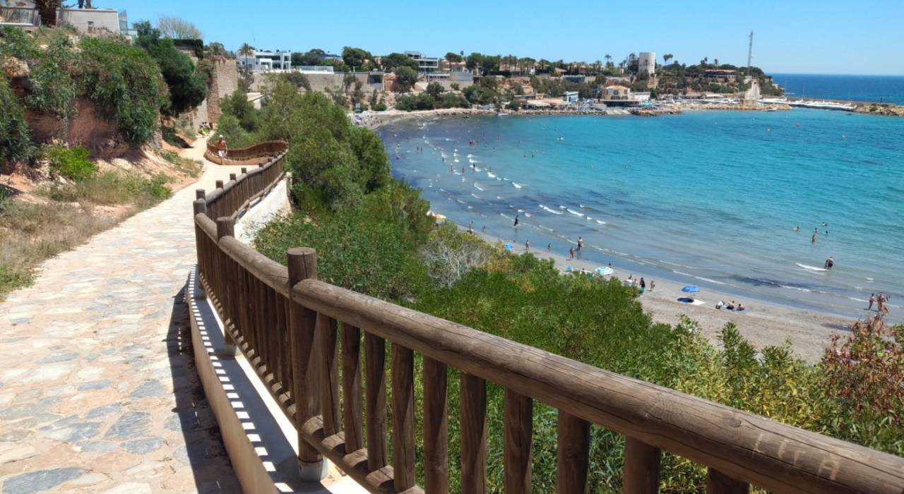 Новостройка - Вилла - Orihuela Costa - La Zenia