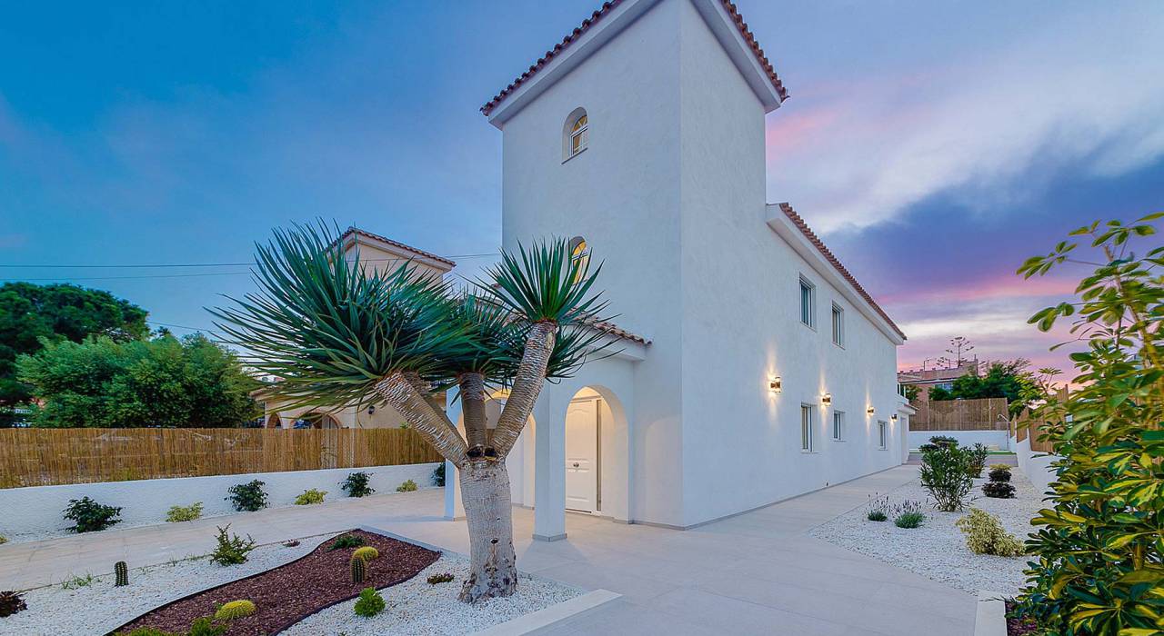 Sala - Villa - Torrevieja - Los Balcones