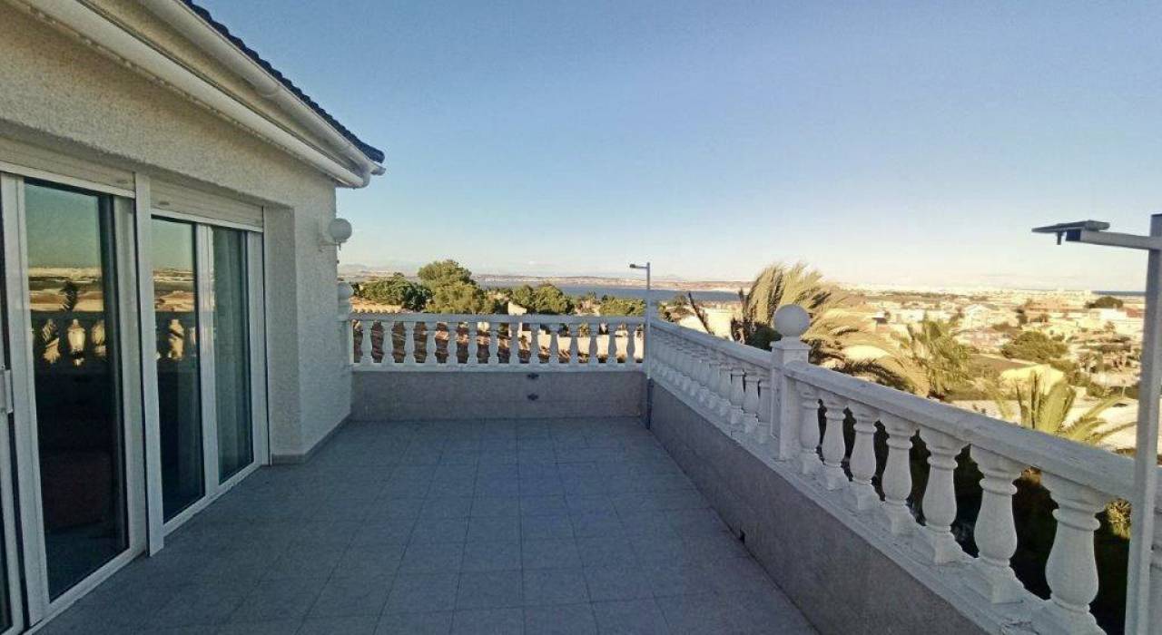 Sala - Villa - Torrevieja - Los Balcones