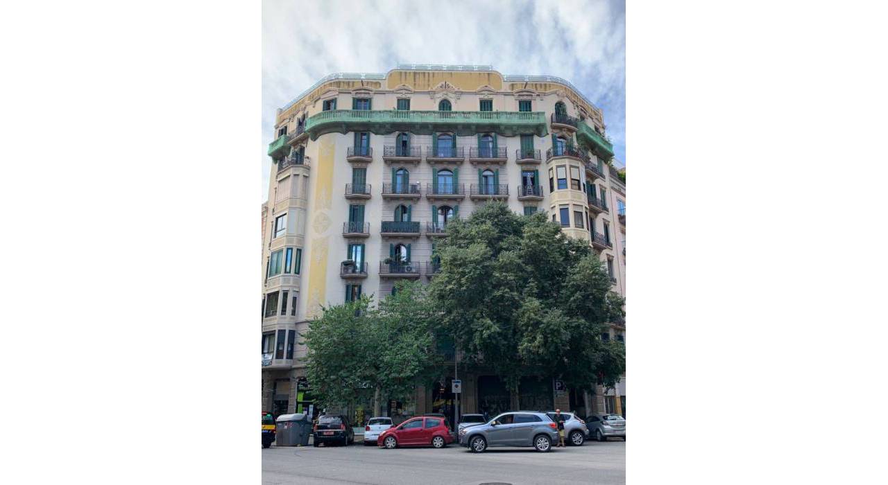 Sale - Apartment/Flat - Barcelona  - Barcelona