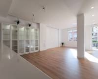 Sale - Apartment/Flat - Barcelona  - Barcelona