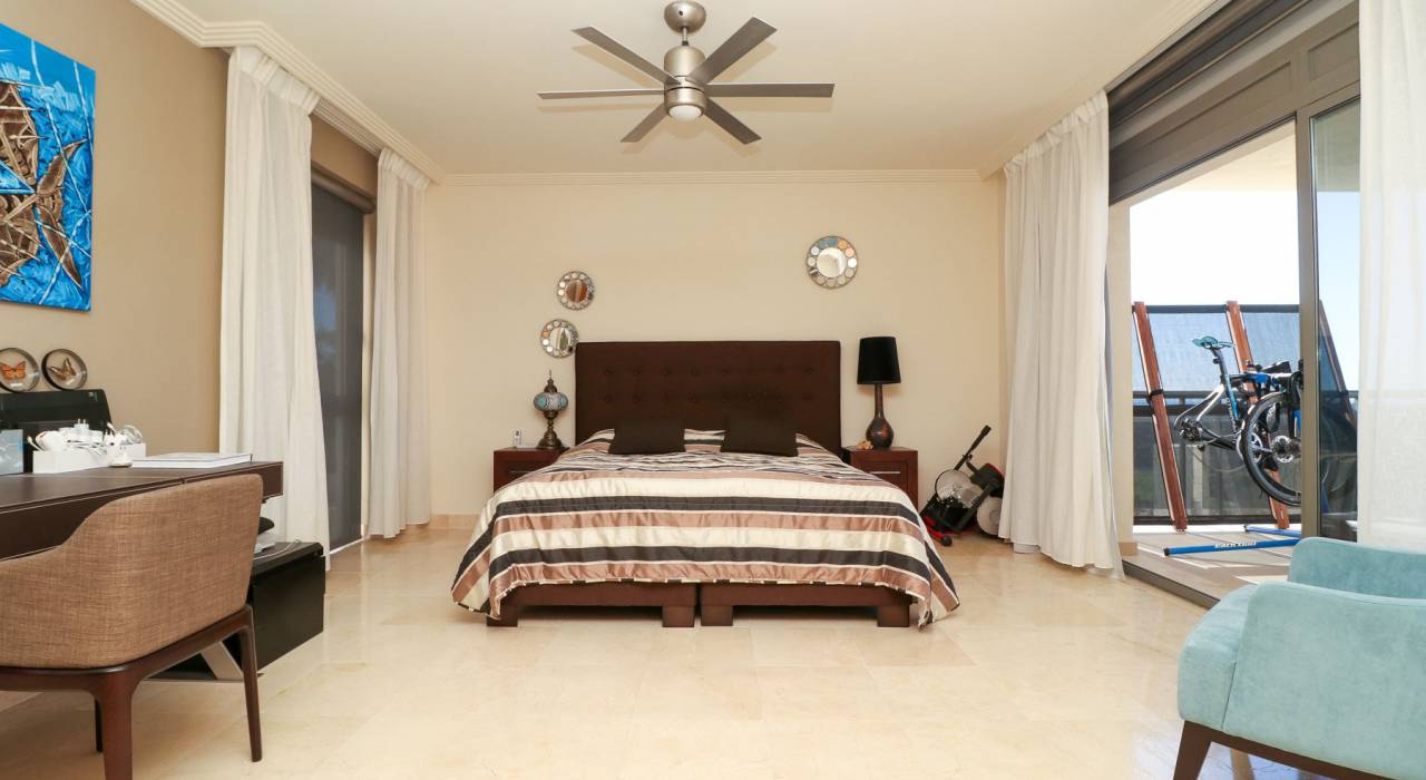 Sale - Apartment/Flat - Benahavis