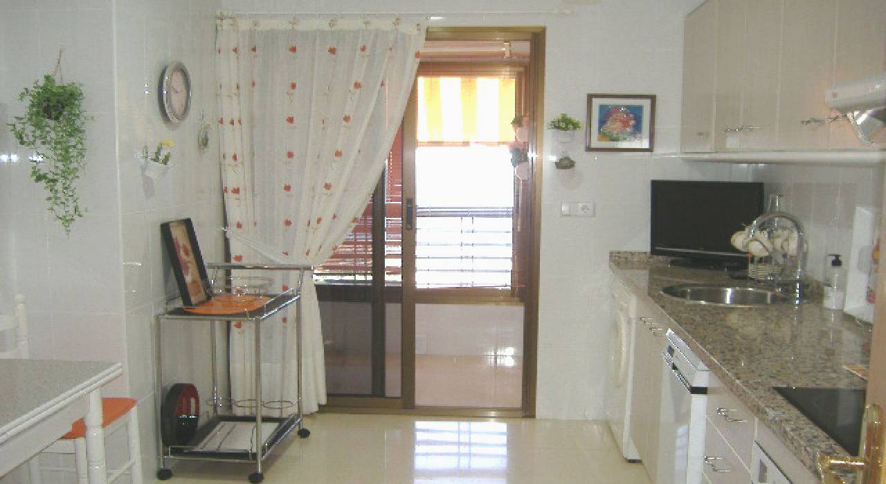 Sale - Apartment/Flat - Benidorm - Poniente