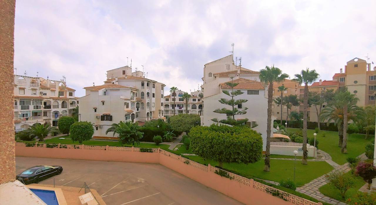 Sale - Apartment/Flat - Torrevieja - Calas Blancas