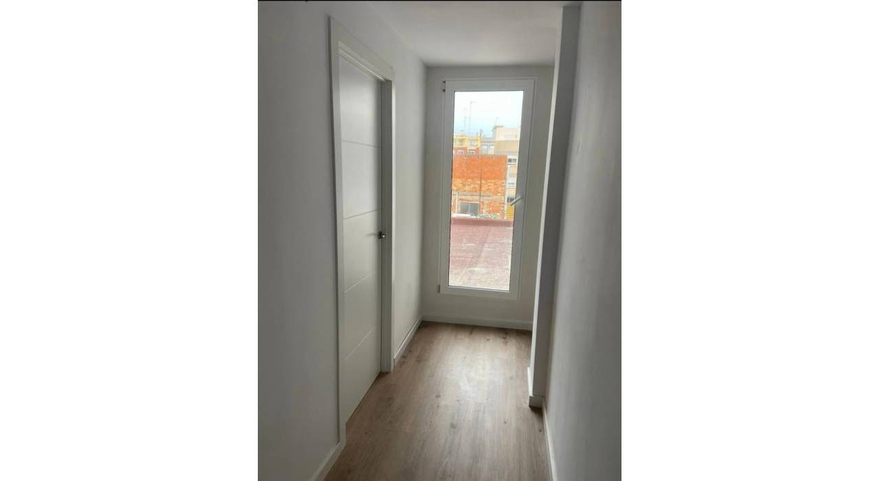 Sale - Apartment/Flat - Valencia - Burjasot
