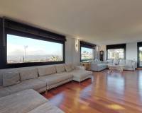 Sale - Chalet - Barcelona  - Barcelona